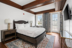 Private Guest Suite in the Heart of Santa Rosa!